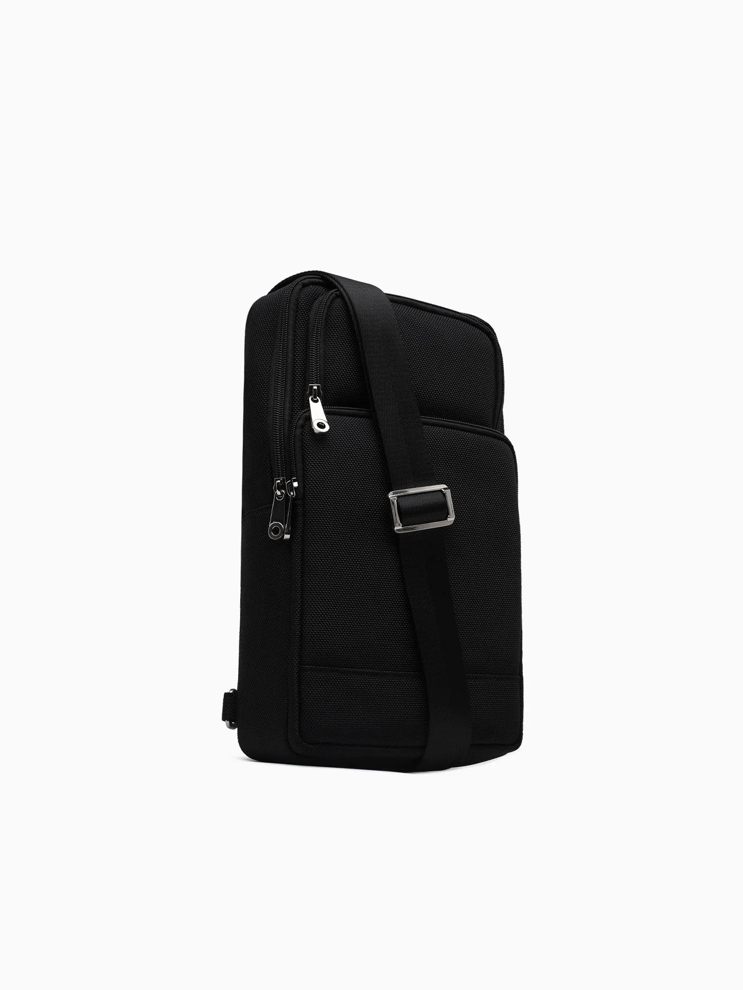 19111 Sling Backpack Blk