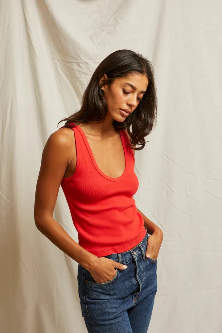 Maria Structured Rib V-Tank In Poppy Red