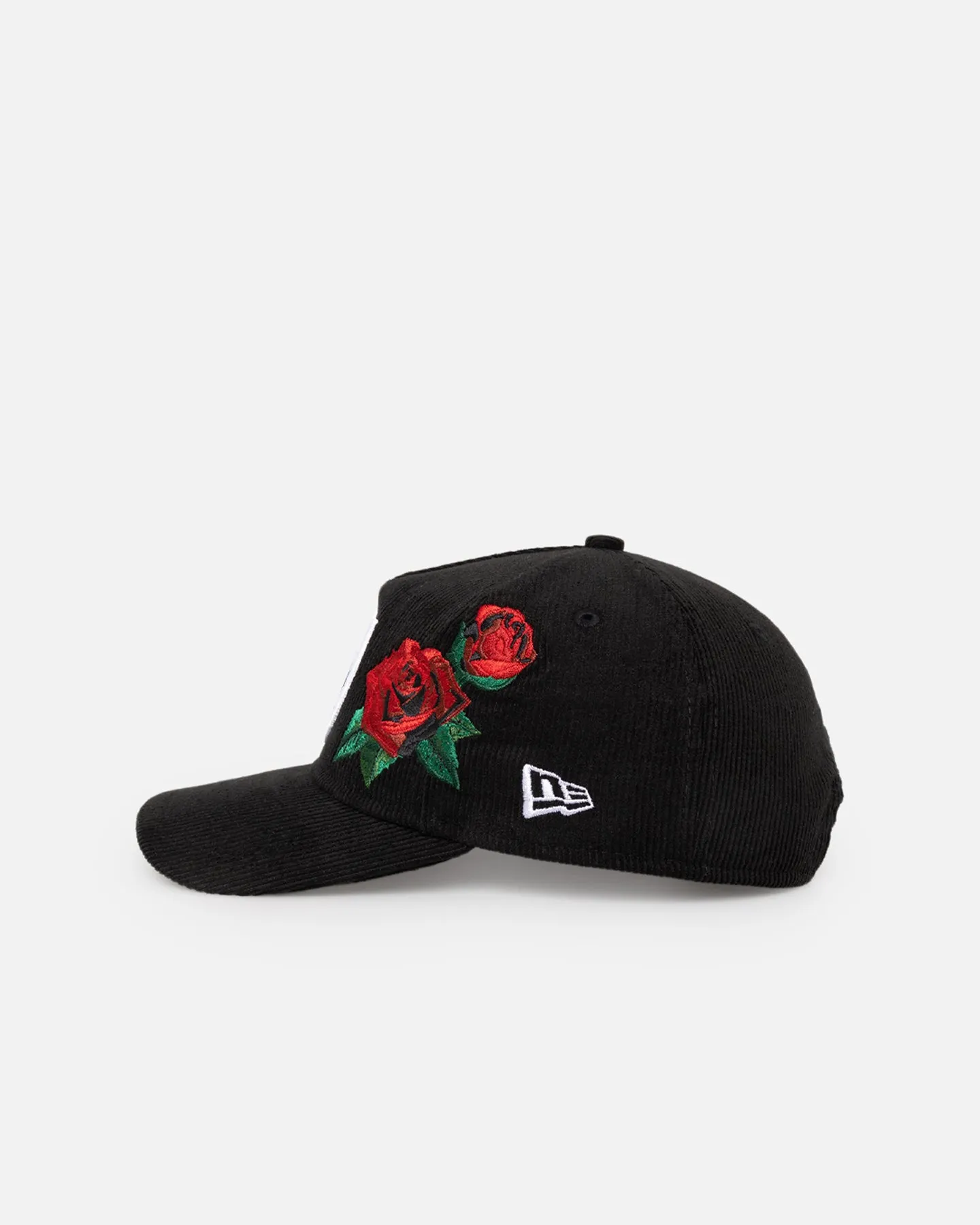 New Era Las Vegas Raiders 'Corduroy Roses' Golfer Pre-Curved Snapback Black Corduroy/White