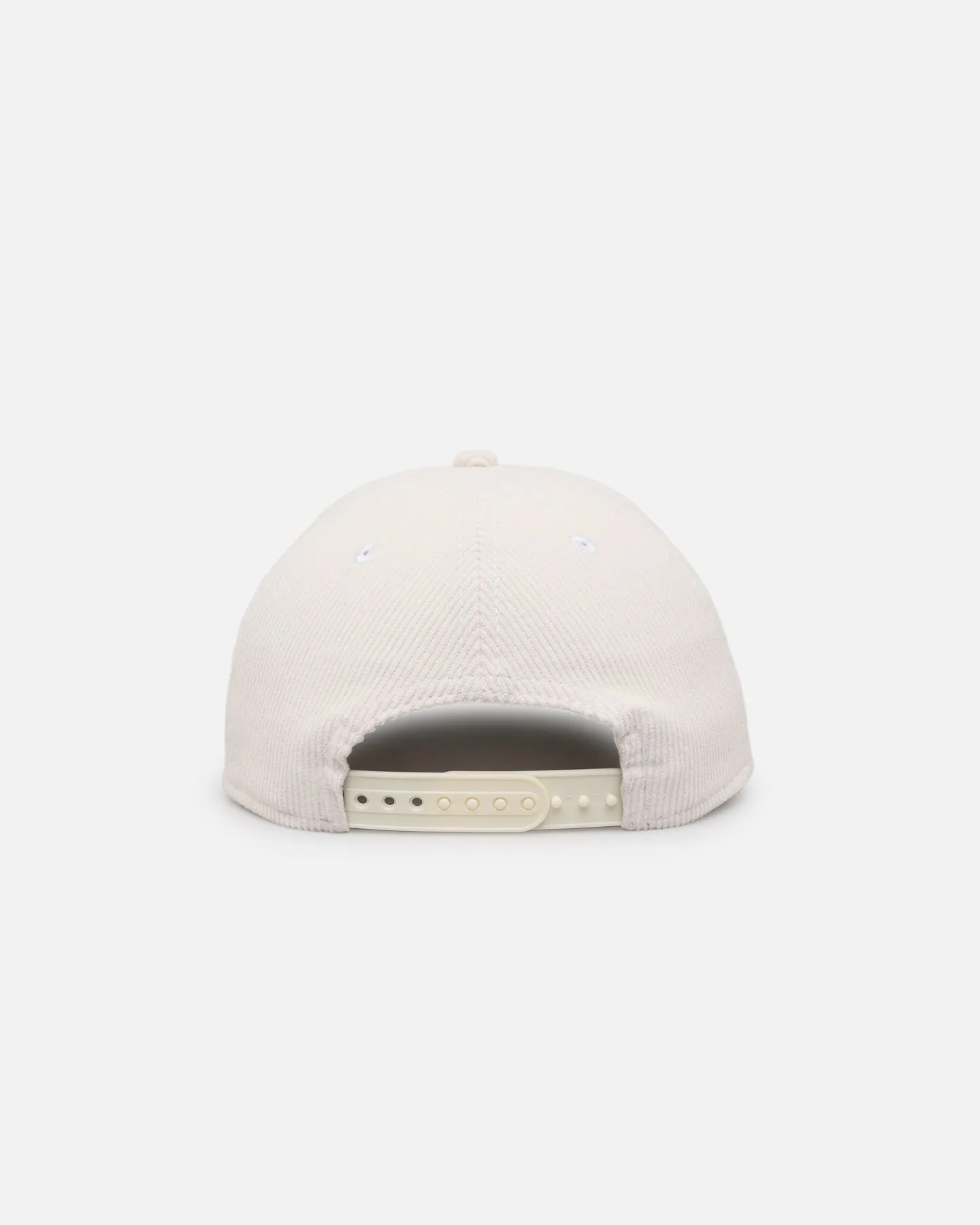 New Era Las Vegas Raiders 'Currency Corduroy' Golfer Pre-Curved Snapback Chrome White
