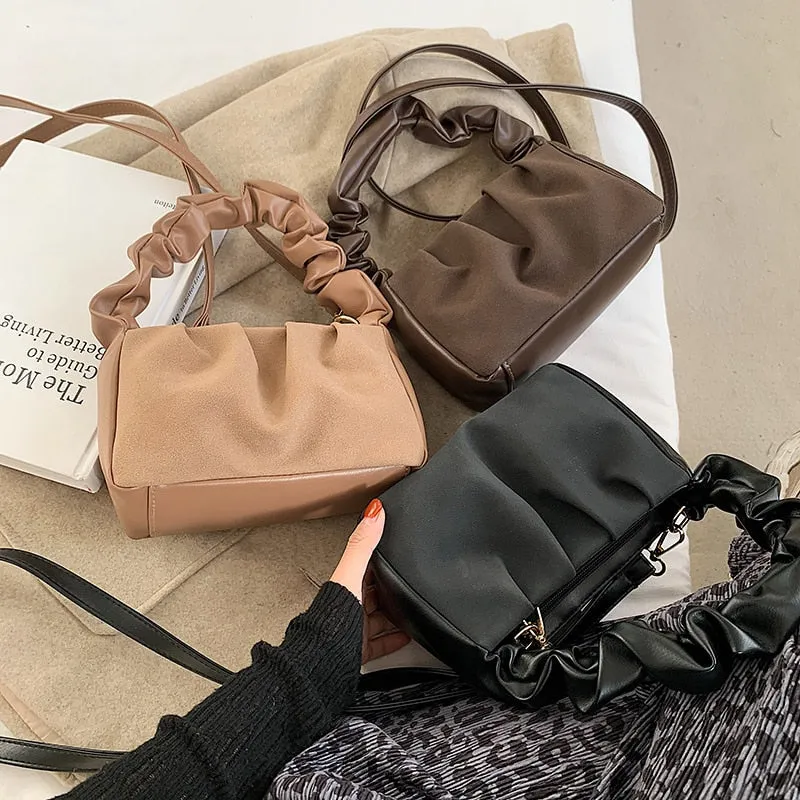 PUCKER HAND BAG