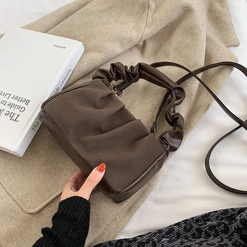 PUCKER HAND BAG