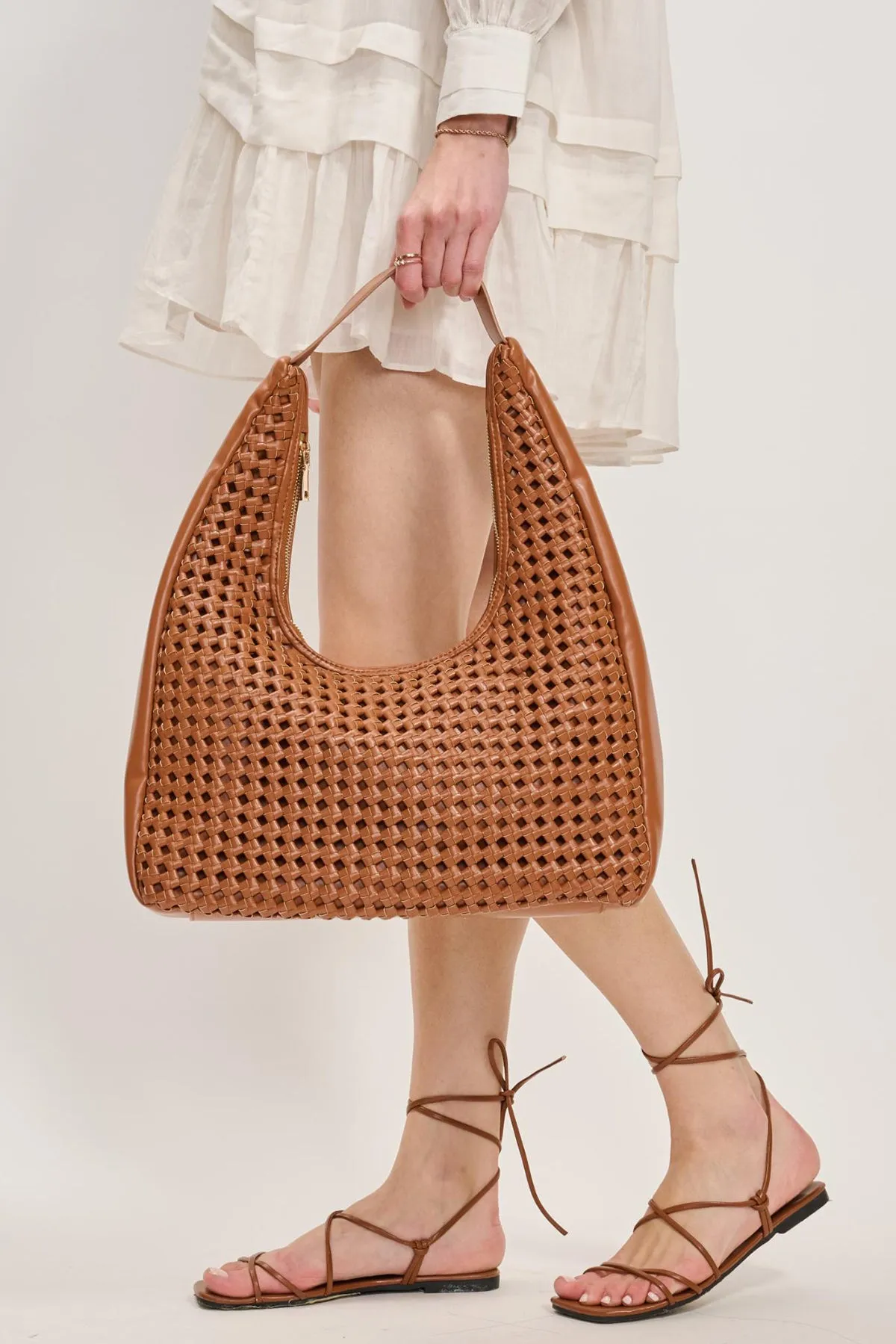 Renne Knot Woven Hobo
